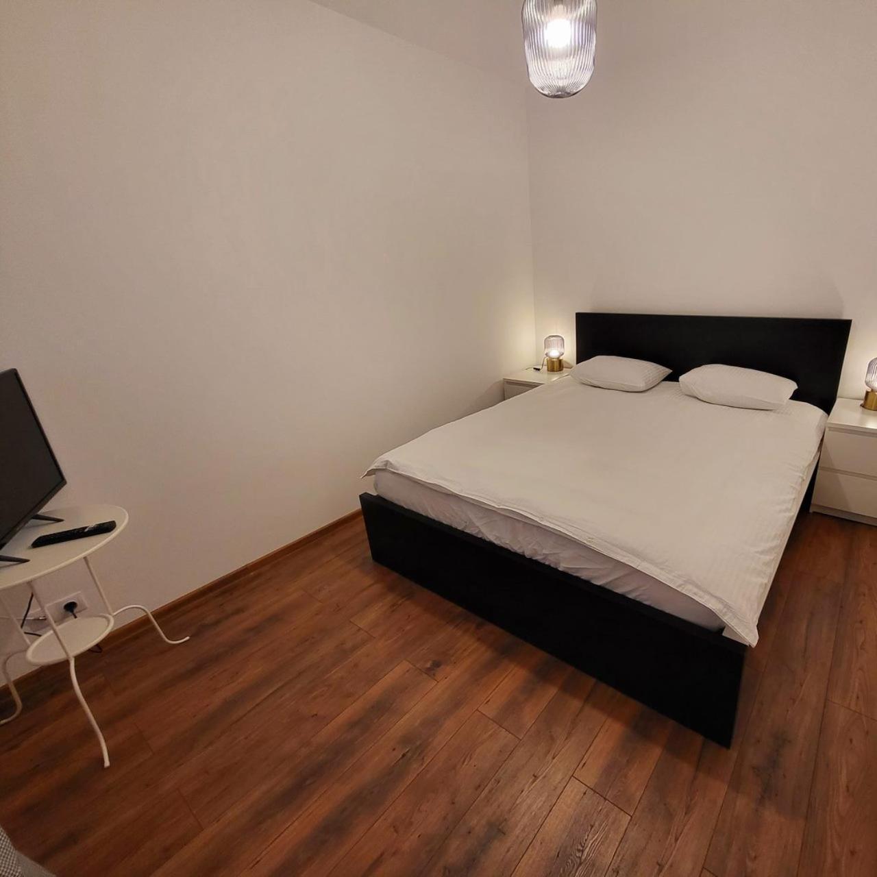 Old Town Apartament Appartement Targoviste Buitenkant foto