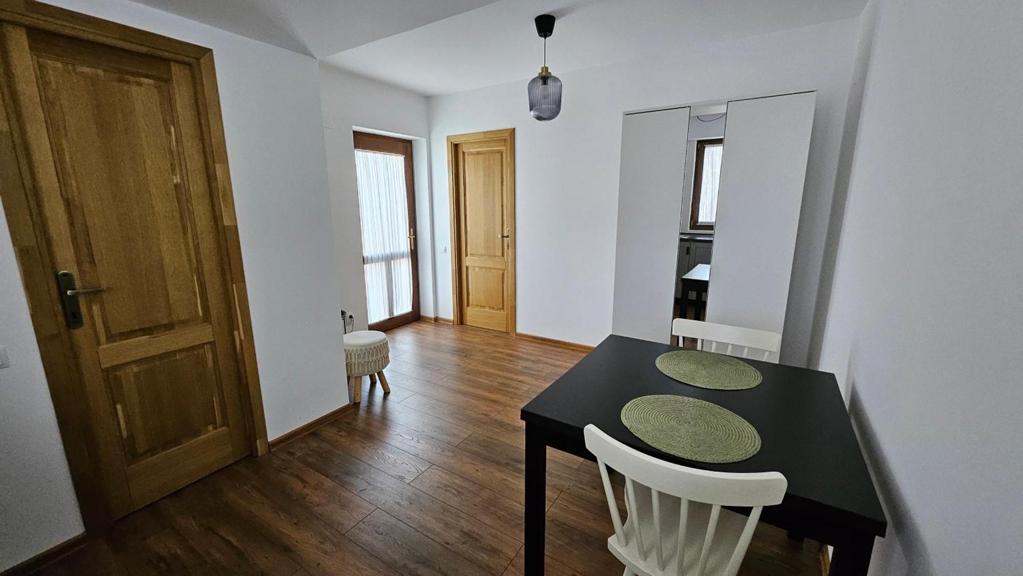Old Town Apartament Appartement Targoviste Buitenkant foto