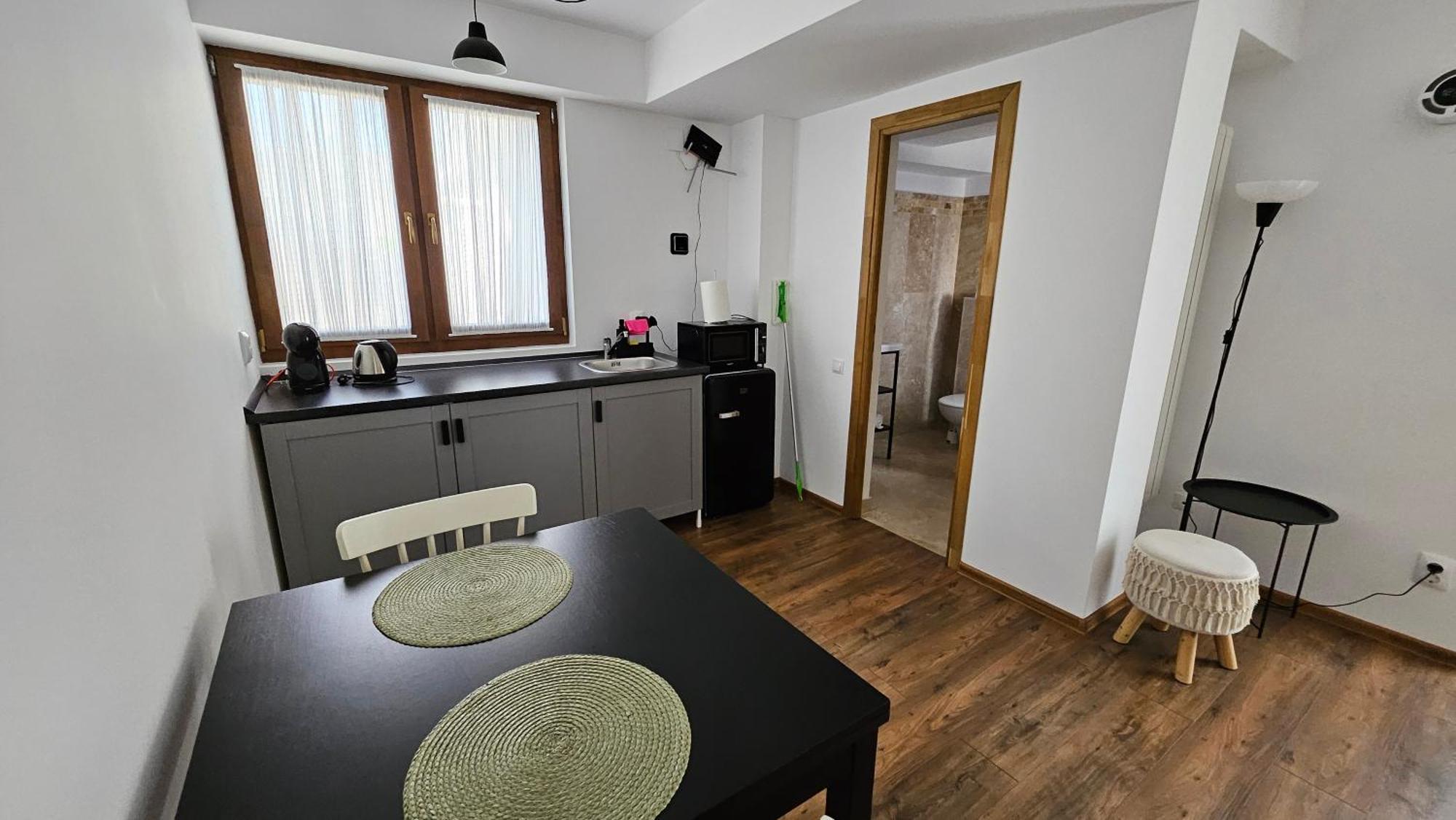 Old Town Apartament Appartement Targoviste Buitenkant foto